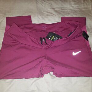 Nike NWT 3x women's running Capri leggings
